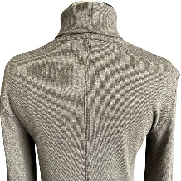 NWOT Everlane The Supima® Micro-Rib Turtleneck Washed Heathered Fatigue M - Picture 10 of 13